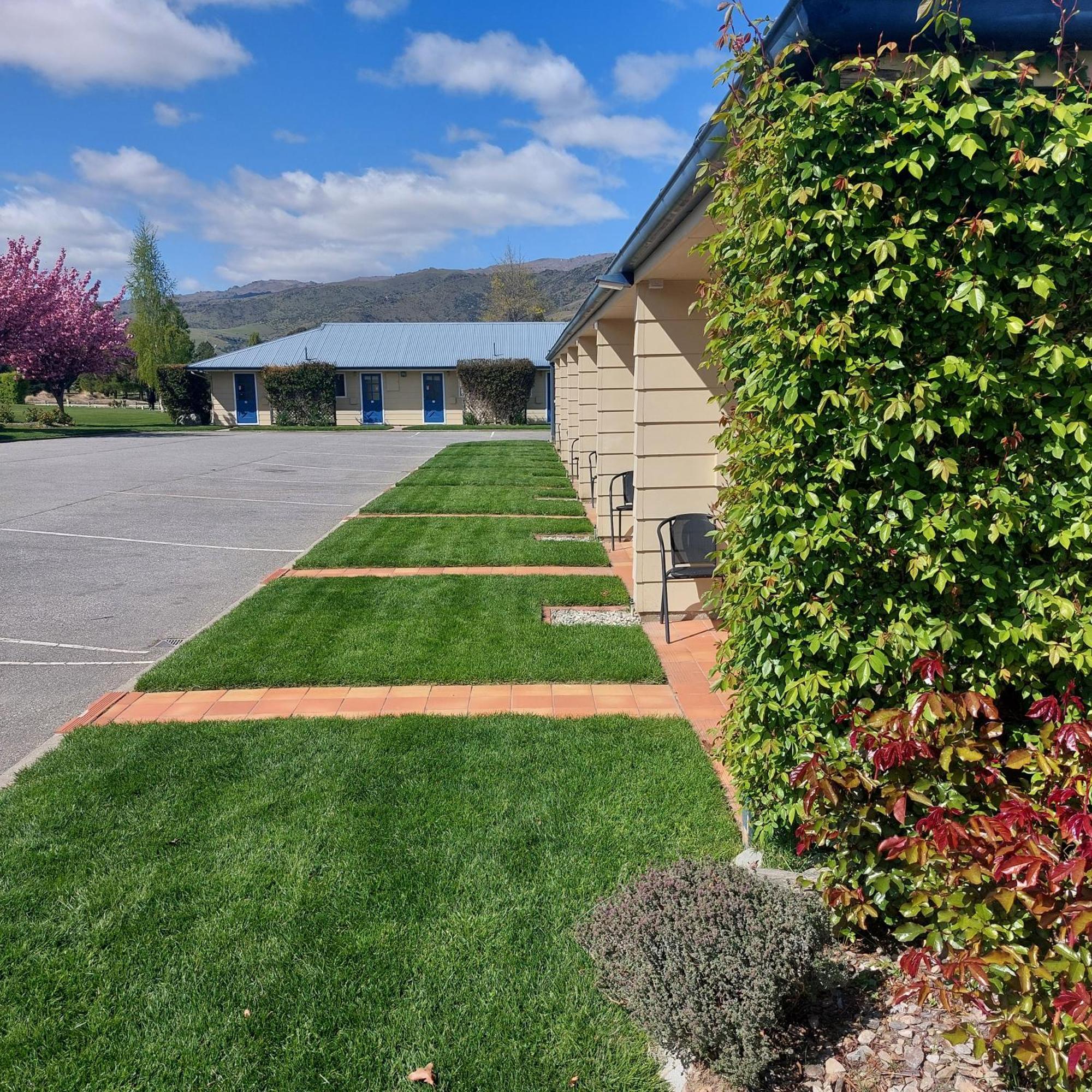 Dunstan Motel 4*
